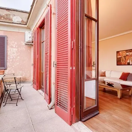 شقة Penthouse Close To S Peter Basilica *