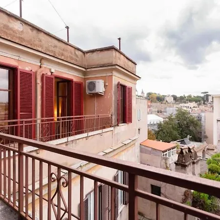 Penthouse Close To S Peter Basilica * روما
