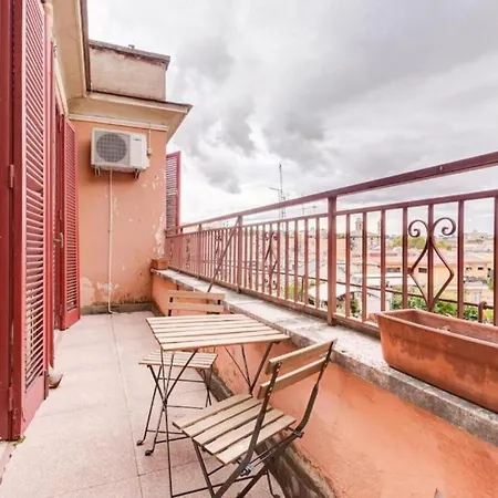 Penthouse Close To S Peter Basilica *